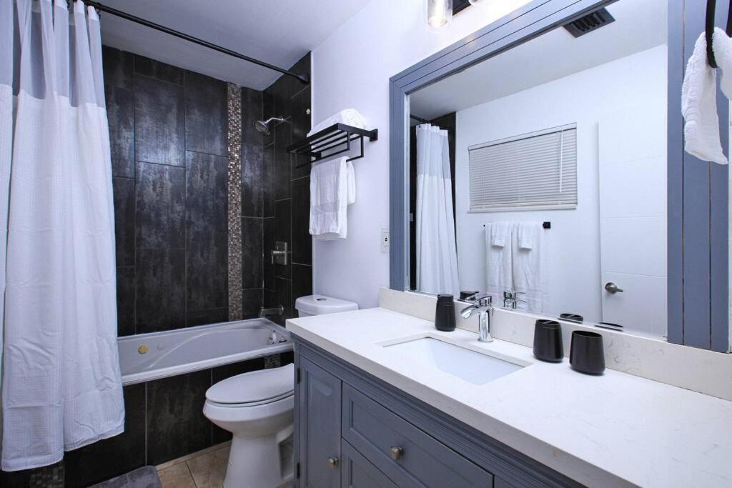 Cozy Pet-friendly & With Free Parking Ferienhaus *